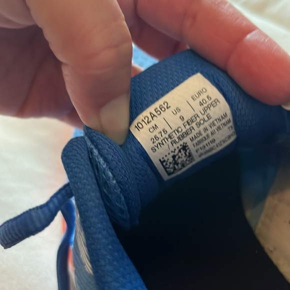 ASICS amplifoam running shoes - Picture 4 of 4